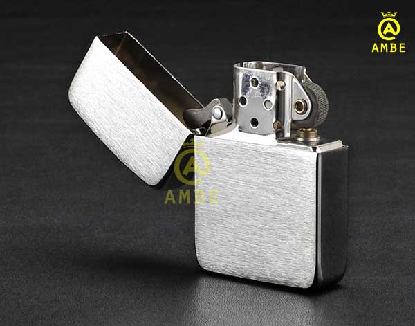 hop-quet-zippo