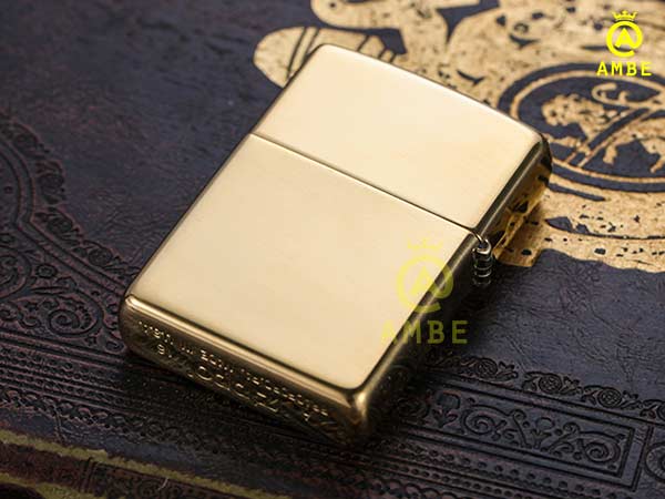 zippo đồng yêu thích nhất