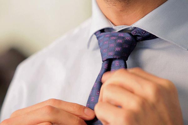5 cách thắt cà vạt đơn giản