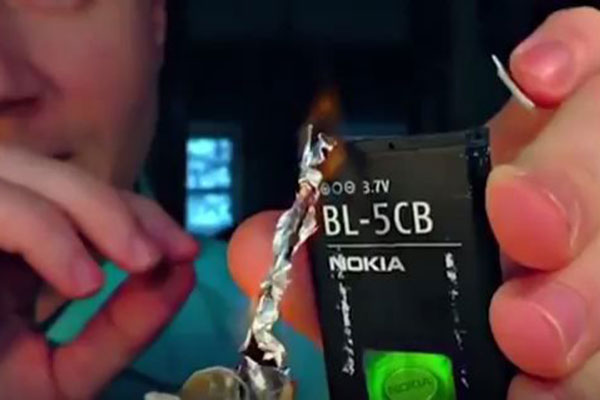 bật lửa đi phượt